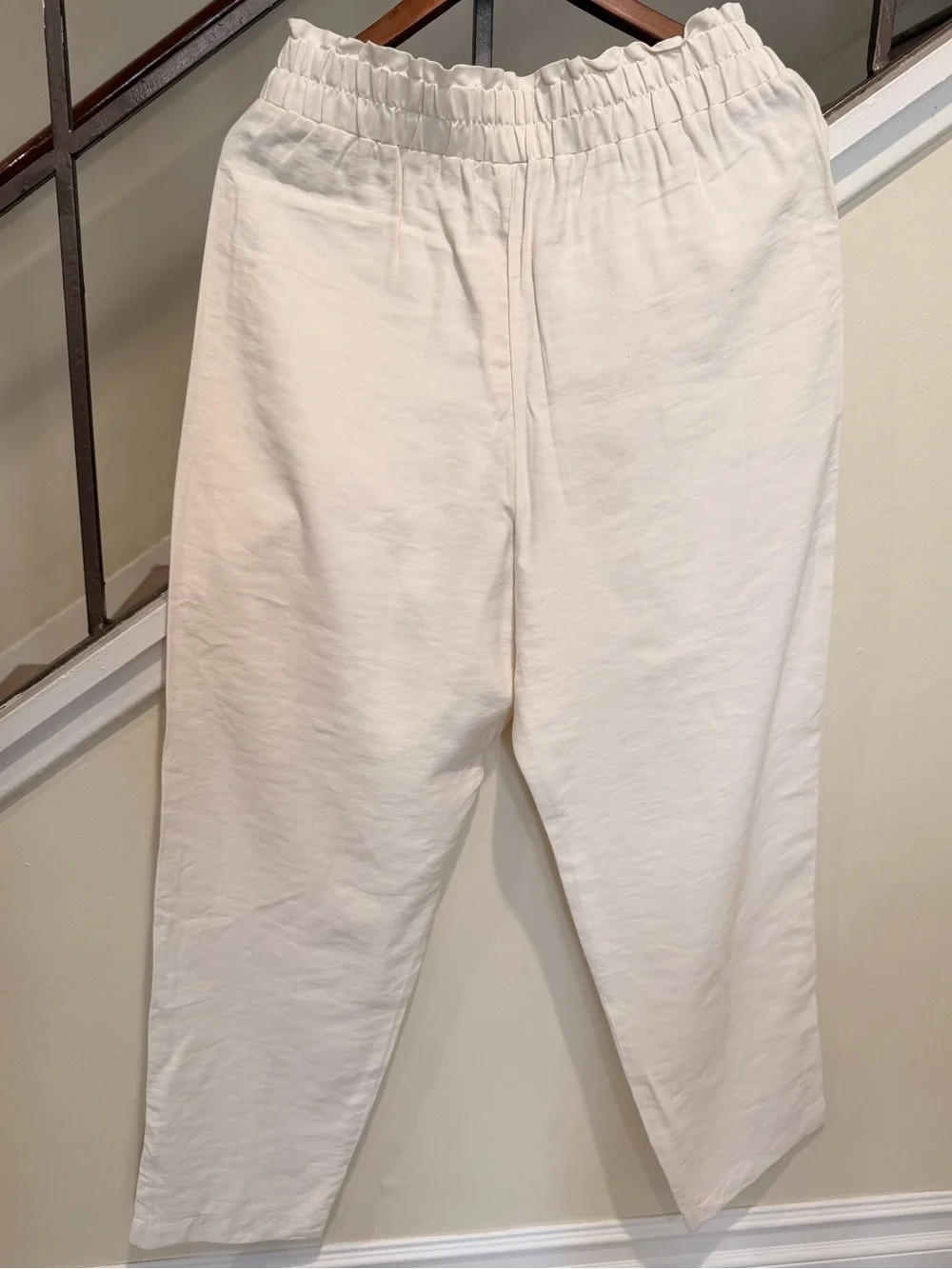 a new day Cream Elastic-Waist Woman Jogger Pants